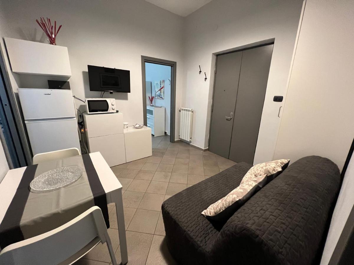 Centrocentro Casa Vacanze Avellino Bagian luar foto