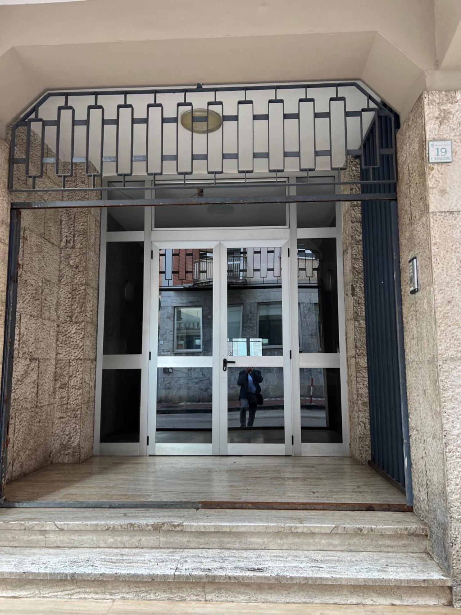 Centrocentro Casa Vacanze Avellino Bagian luar foto